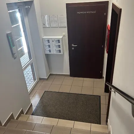 302 Volt * Nové Zámky