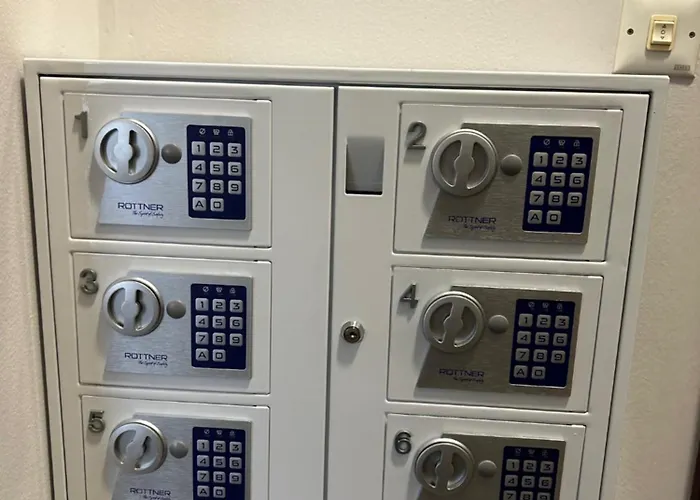 302 Volt Nové Zámky